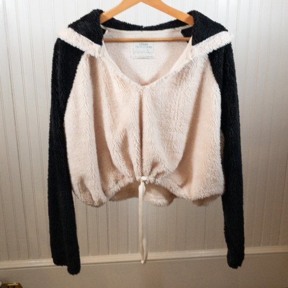 NWOT Urban Outfitters Black Cropped Slouchy Drawstring Hoodie - Picture 4 of 9